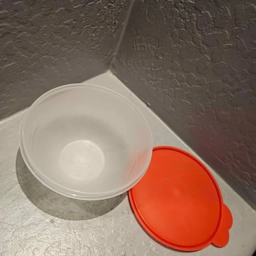Vintage Tupperware Wonderlier Clear Bowl with Lid 7